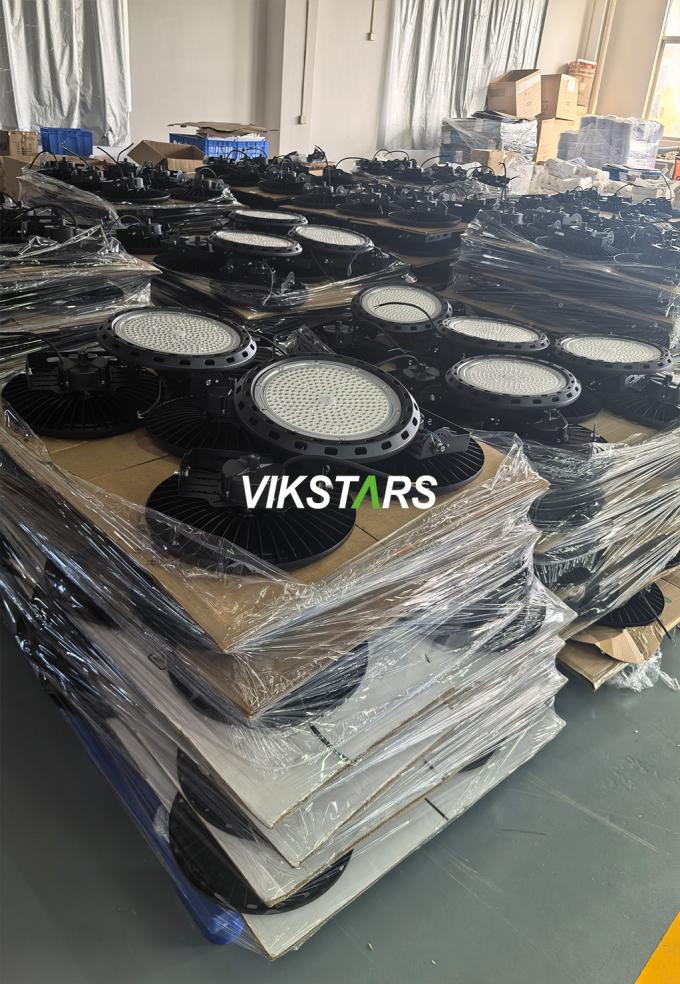 150lm/w UFO 고고등등 다이 캐스팅 알루미늄 하우징 5 년 보증 EMC LED 15