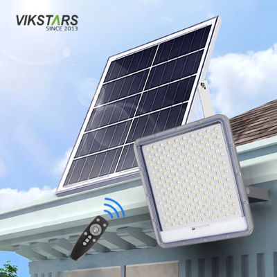 주문 알루미늄 태양광 홍수등 100w 200w 300w 400w Yard 마을 창고 IP66 방수 온라인 제품