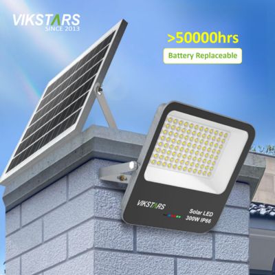 주문 배터리 교체 60W 100W 200W 300W 태양광 홍수등 유리 덮개 온라인 제품